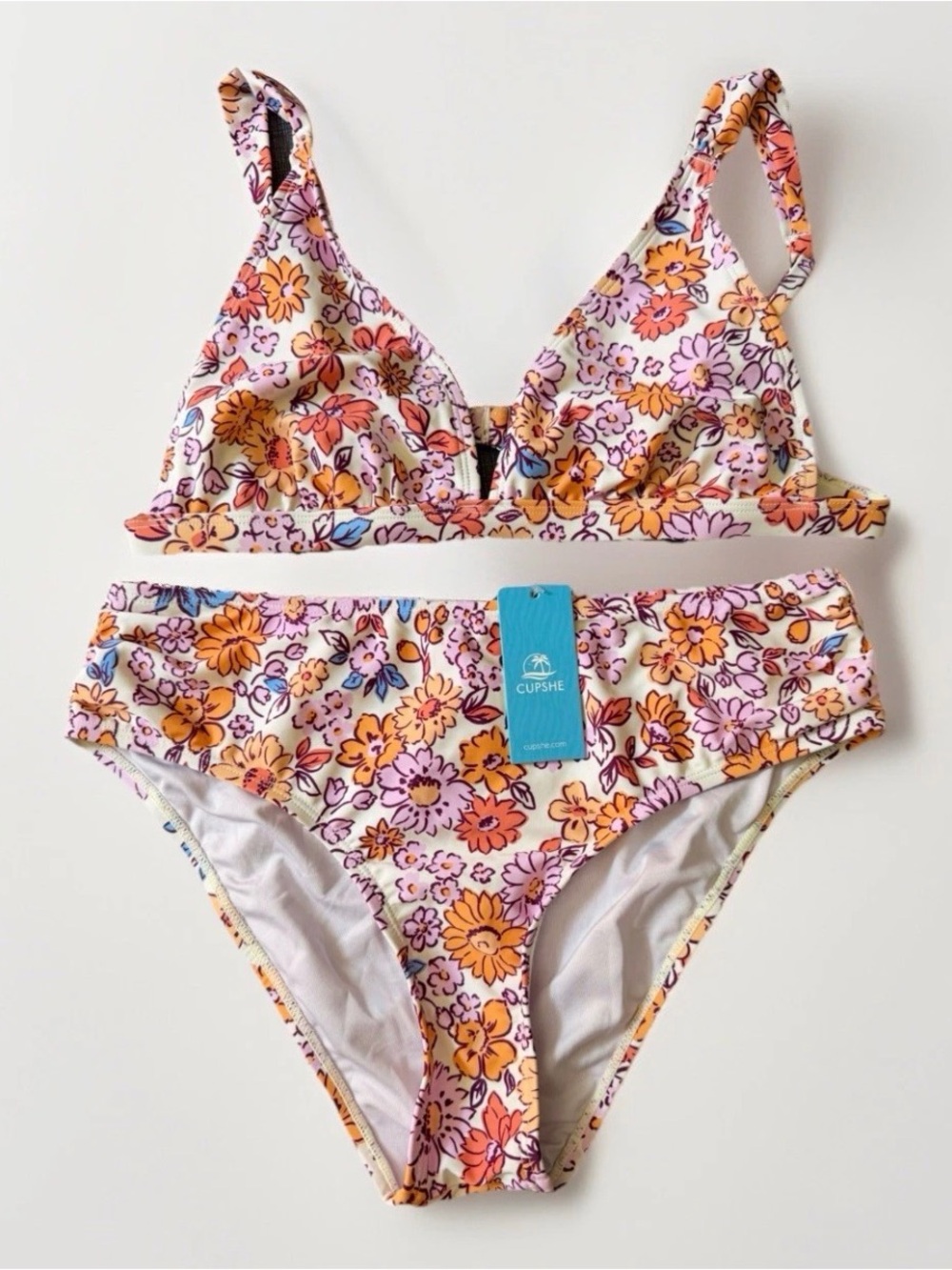 Cupshe Woman’s 2 Piece Floral Top And Bottom Bathing Suit Size M NWT Bikini